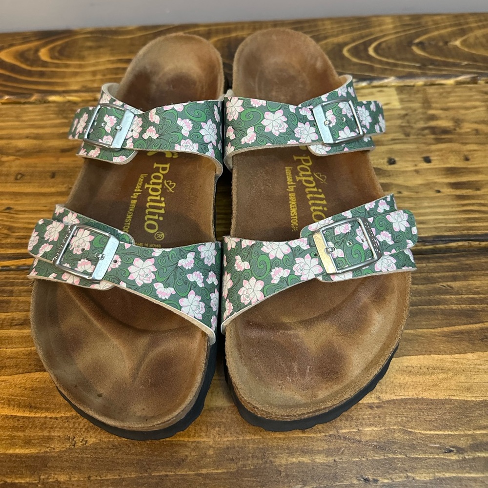 Papillio by Birkenstock Arizona Sandals Womens Size 7 EU 38 Floral Two Strap - Picture 2 of 7